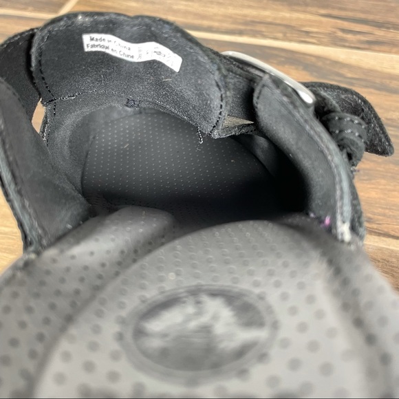 CROCS Cobbler Buckle Black Leather Cushioned Clogs - Picture 12 of 13